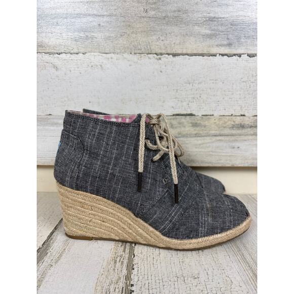 Toms Women’s 8 Chambray Denim Desert Wedge Lace Up Espadrille Ankle Boots - Picture 4 of 8